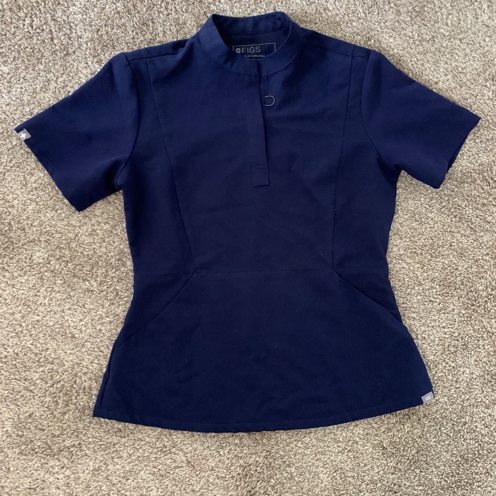 FIGS scrub top shirt XS navy blue